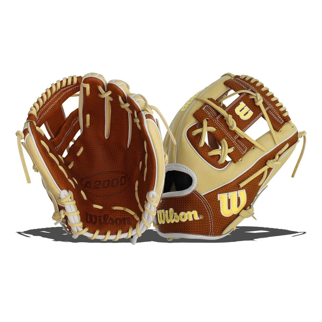 Wilson Sporting Goods Equipment Wilson A2000 11.5" Infield Glove (RHT)- SC1786 1 Wilson Sporting Goods Equipment Wilson A2000 11.5" Infield Glove (RHT)- SC1786